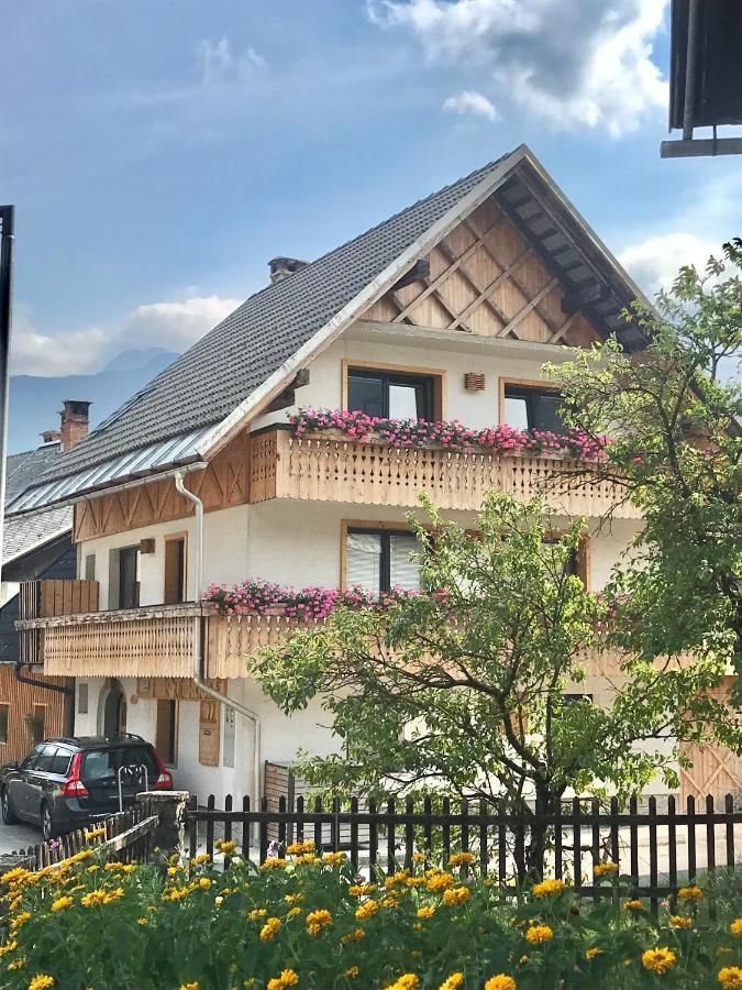 Lake House Бохин Екстериор снимка